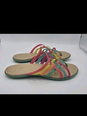 CROCS Huarache Sandals Flip-Flop Rainbow Multicolored Womens Size 9